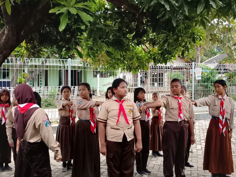 LATIHAN PRAMUKA